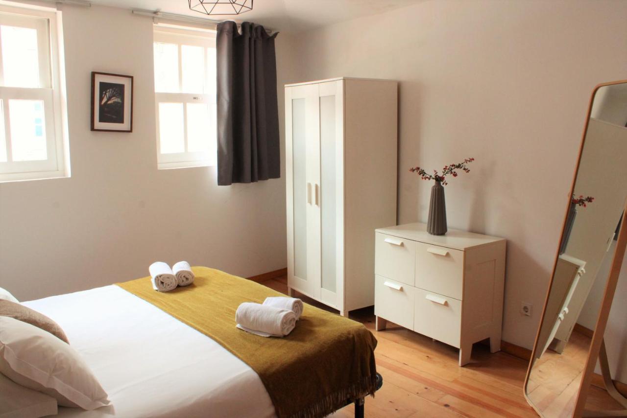 Aparthotel Oporto Entreparedes מראה חיצוני תמונה