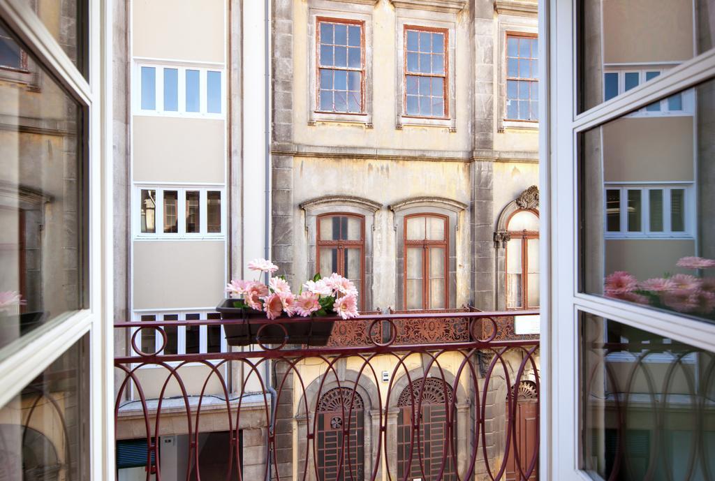 Aparthotel Oporto Entreparedes מראה חיצוני תמונה