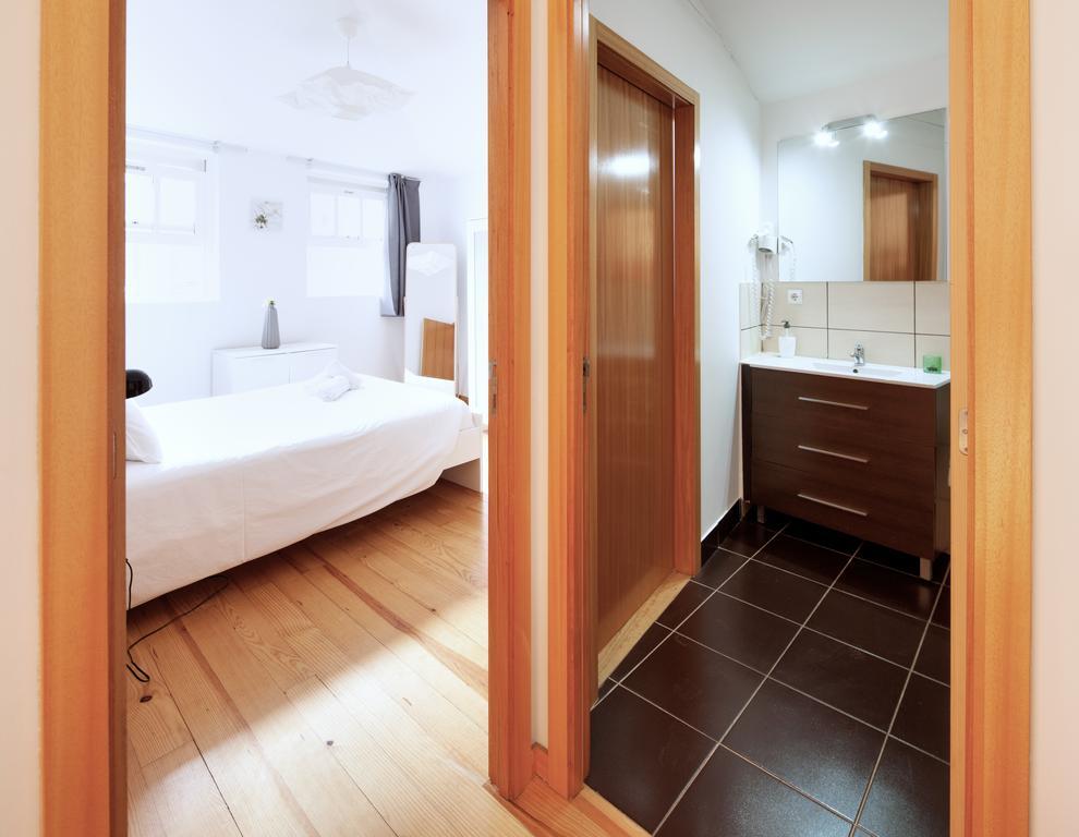 Aparthotel Oporto Entreparedes מראה חיצוני תמונה