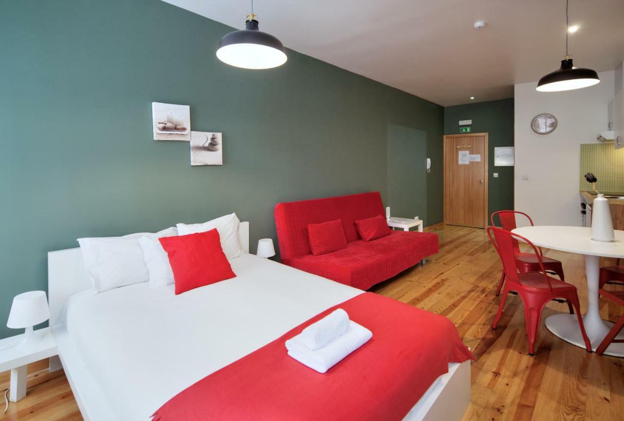 Aparthotel Oporto Entreparedes מראה חיצוני תמונה